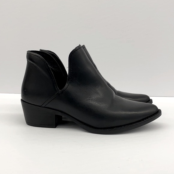 Steven Madden Joella Black Leather Bootie - Picture 5 of 13